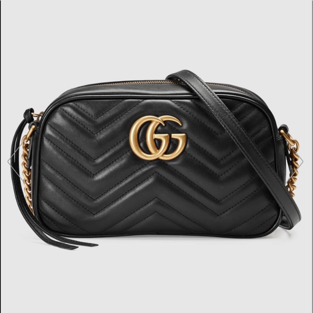 AUTHENTIC Gucci GG Marmont SM Camera Shoulderbag